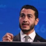 AP Exclusive: Sen. Van Hollen backs El-Sayed for Michigan Senate in break from Democratic leadership