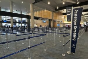 100 workers based at Bradley International Airport to lose ground handling support jobs