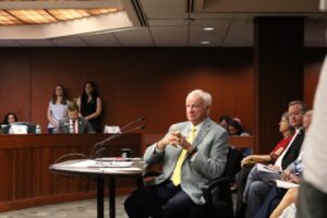 Georgia lawmakers advance bill to delay voting machine changes until 2028 presidential election