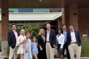 Shoreline Medical Center dedicates pavilion to Essex philanthropists