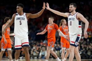2 UConn Huskies hear their names called in first round of NBA draft
