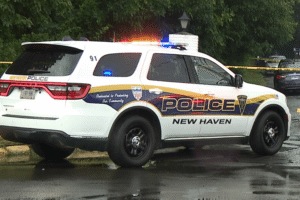 1 in custody as New Haven police investigate stabbing on Howard Avenue