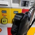 Average Connecticut gas prices dip below $4 for first time since April