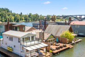 Property Watch: Two Floating Homes for Double the Fun on the Willamette