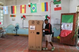 Colombians choose between an outsider and a progressive in a presidential runoff election, in photos