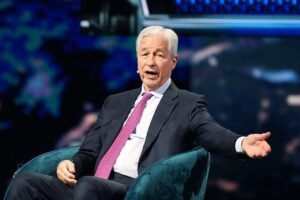 JPMorgan Chase promotes Petno, Rohrbaugh to copresidents, setting up two more successors for Dimon
