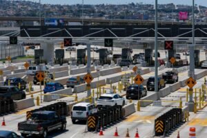 Asylum seekers may be turned away at the southern border, Supreme Court rules