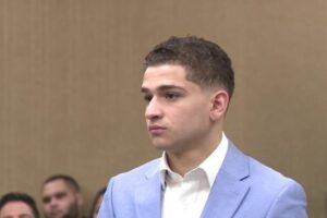 Lawyer intends to appeal ruling that sends Raul Valle back to trial