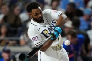 Tampa Bay Rays slugger Junior Caminero leaves All-Star Game after being hit on left hand