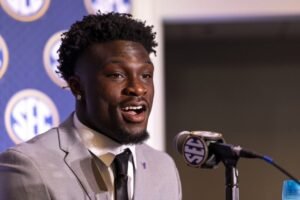 A Christmas story that brought Jadan Baugh back to Florida