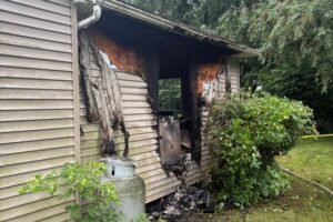 Crews battle back-to-back fires in Norwalk on Tuesday