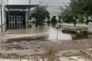 WATCH LIVE: Waterbury mayor, officials to provide update on water main break at Tompkins Street