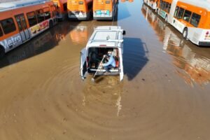 Massive water main break floods Sunset Boulevard, creates sinkhole in West Hollywood