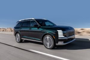 The 5 best midsize three-row SUVs, according to Edmunds