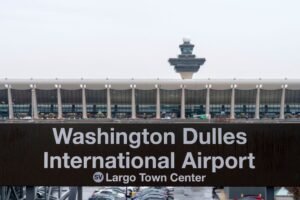 Trump is set to announce a $22B makeover of Dulles airport that will eliminate the 'people movers'