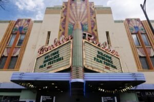 Sundance needs 2,000 volunteers to run its inaugural fest in Boulder. Could you be one?