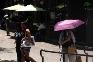 SoCal heat wave: Triple-digit temperatures, fire weather and coastal flooding in store