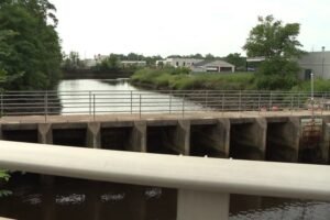 Body discovered Sunday in West River, officials wait for autopsy results to identify